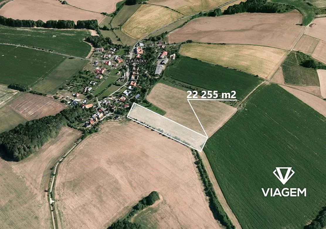 Prodej podílu 1/6 stavebního pozemku 3709 m²
